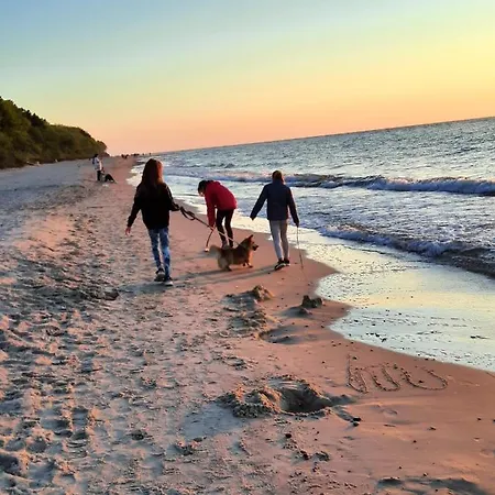 Prázdninový dům Urlopownia-domki Z Indywidulanym Ogrodzeniem-dogfriendly-duzy,zielony Teren Gąski