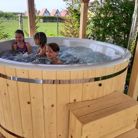 Urlopownia W Gaskach, Duzy, Teren, Basen, Balia Za Doplata Vakantiehuis Gąski